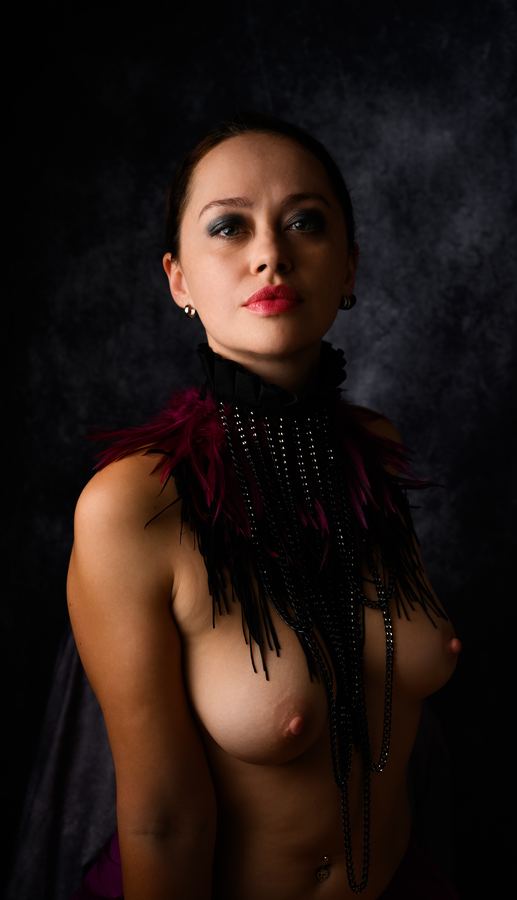 Queen — photograph 4 of 7