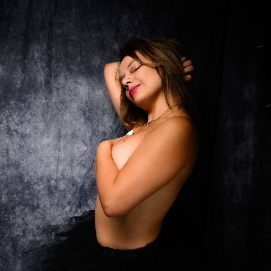 Minx — photograph 4 of 7