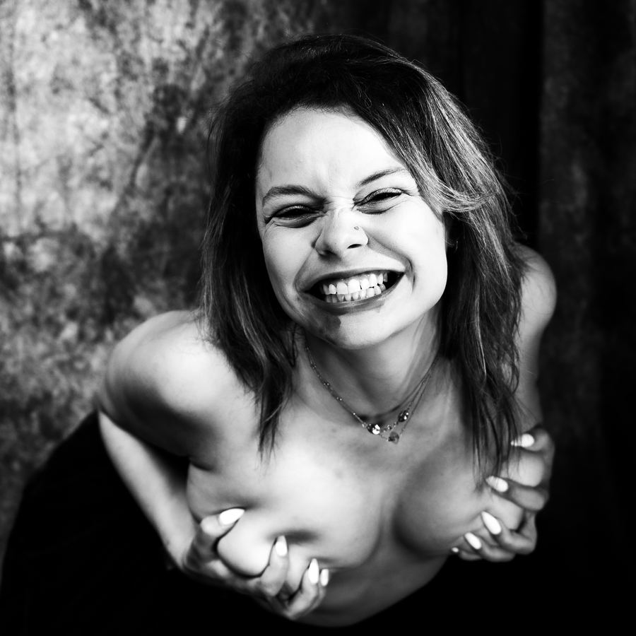 Minx — photograph 7 of 7